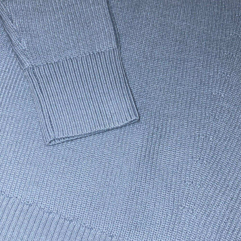 Athleta Hanover Refined Merino Wool Vneck Pullover Sweater Size Small Light Blue - Picture 9 of 13